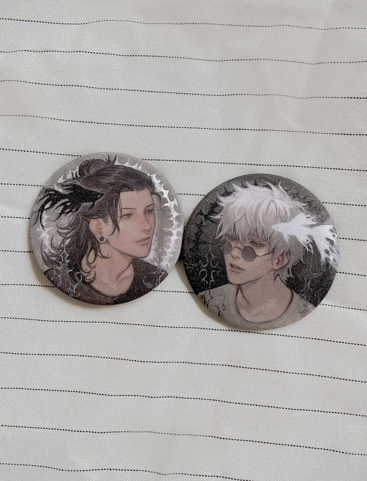 ⋆ Satosugu Glitter Badges ⋆ [PRE-ORDER]